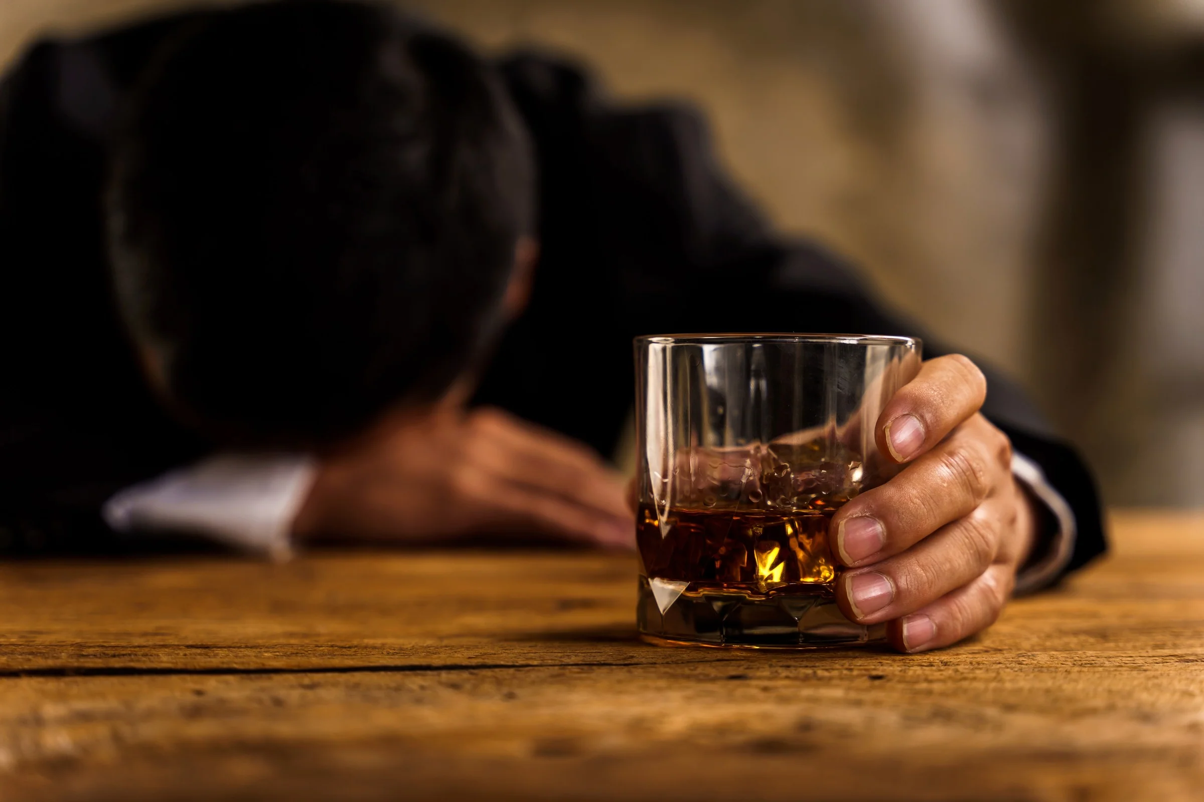 10 risks and effects of alcohol after hemorrhoid surgery