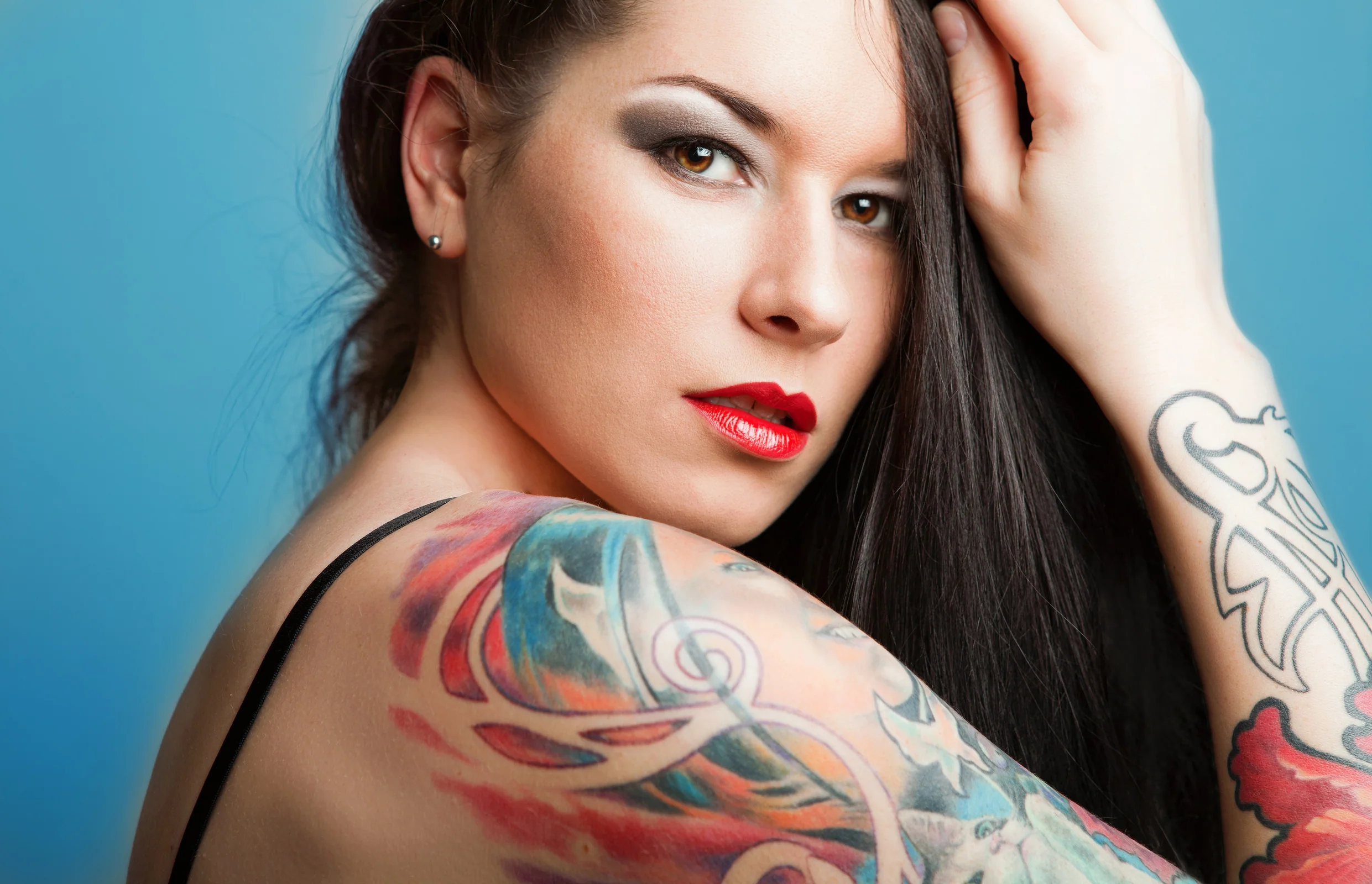 14 advantages and disadvantages of tattoo lightening with white Ink