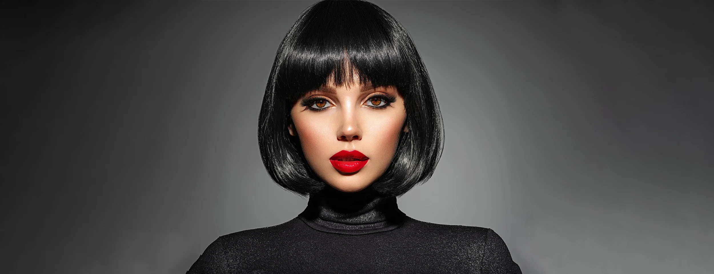 Achieving Bangs that Wow on Stylish Hairdos