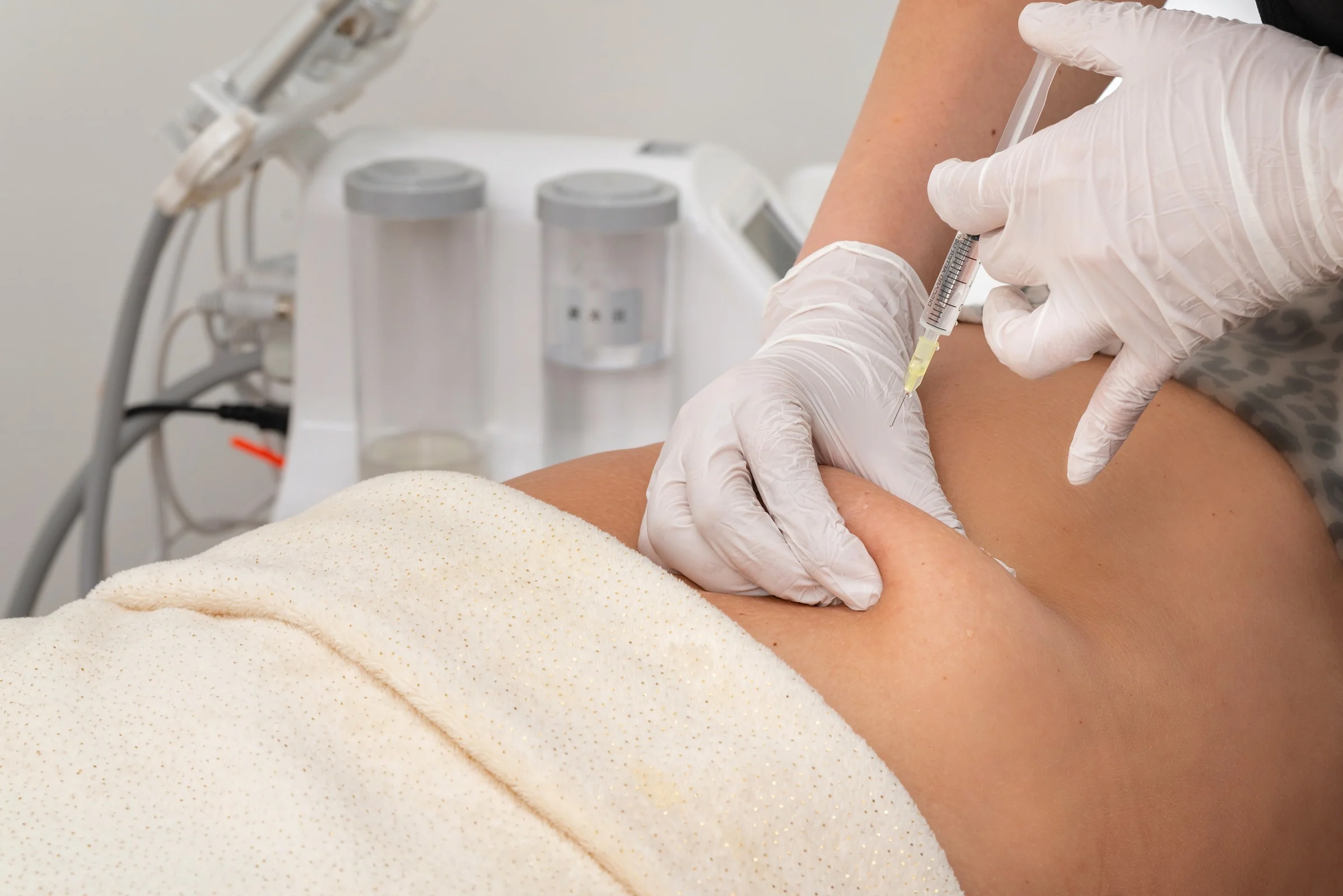 8 Tips to Minimize Pain from Fat Dissolving Injections