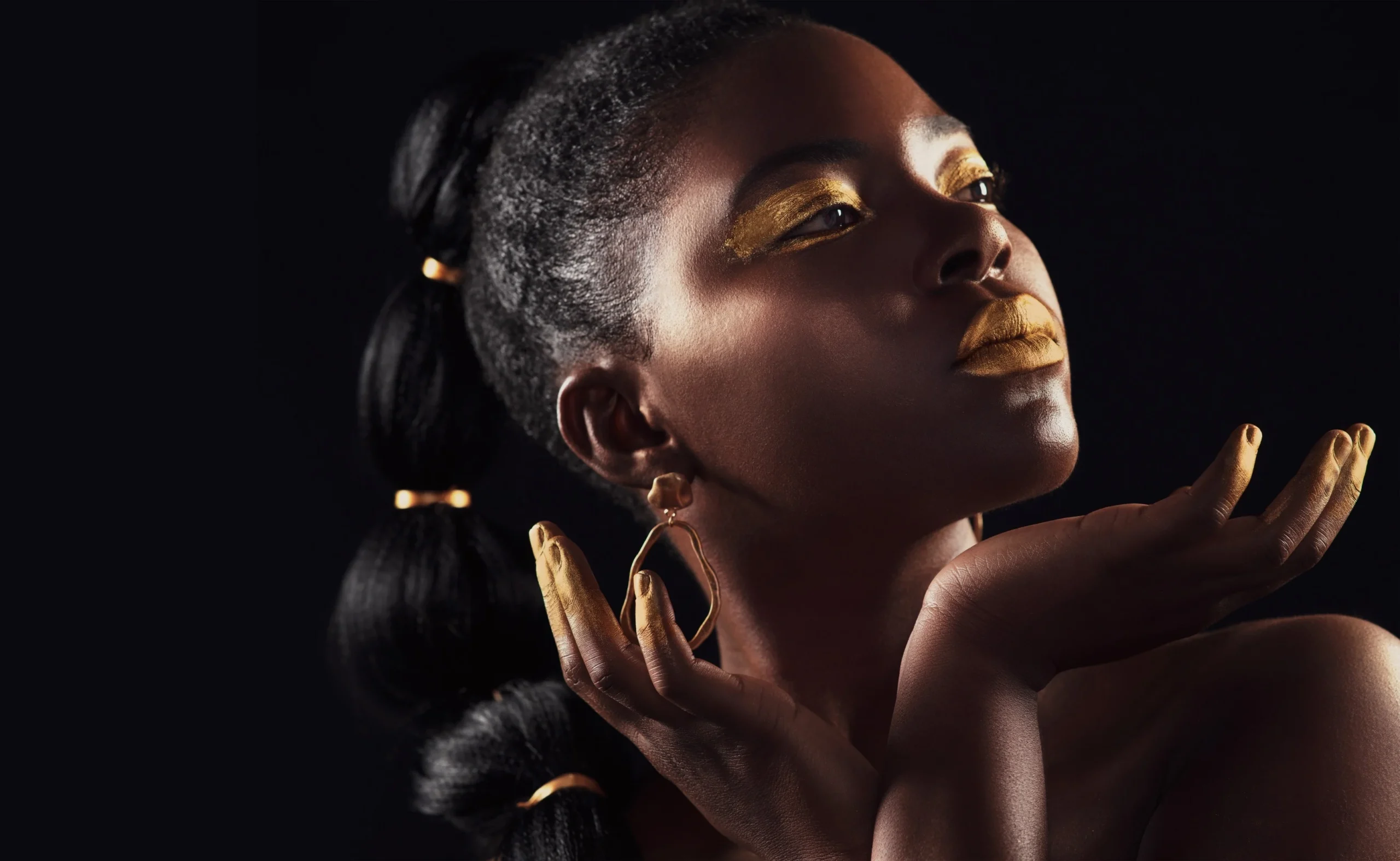 An exploration of the hidden benefits of the Glitter Body Art Festival