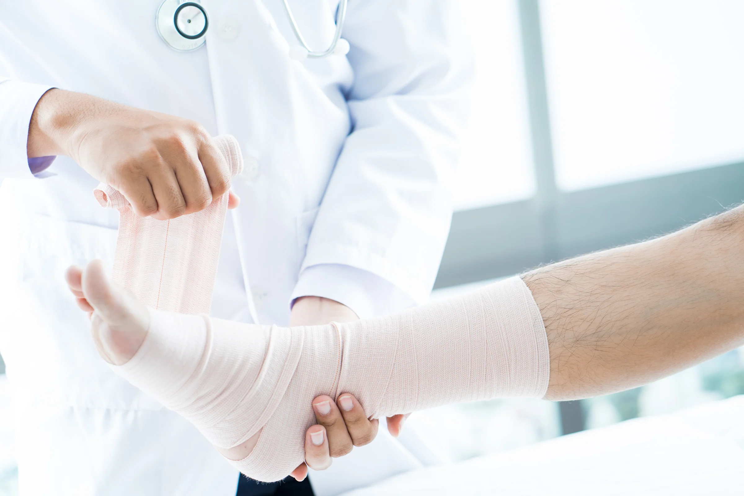 Put no pressure on the wound